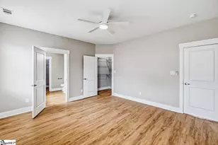 215 W Durst Ave, Greenwood, SC 29646 - Photo 6