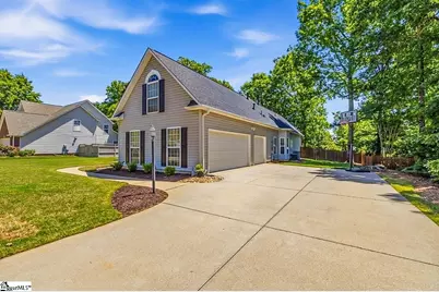 825 Brielle Court, Simpsonville, SC 29681 - Photo 2