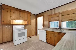 228 Perry Ave, Simpsonville, SC 29681 - Photo 4
