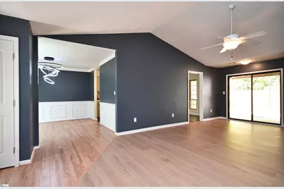 73 Forest Lake Drive, Greenville, SC 29681 - Photo 8