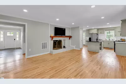 720 Parkins Mill Road, Greenville, SC 29607 - Photo 8