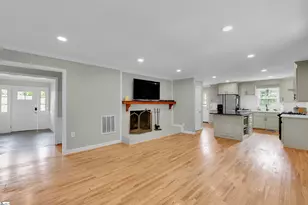 720 Parkins Mill Rd, Greenville, SC 29607 - Photo 8