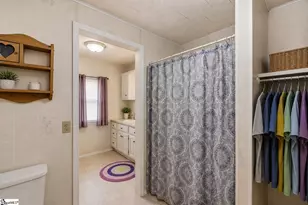 1392 Durbin Rd, Fountain Inn, SC 29644 - Photo 10
