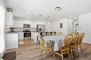 36 Chalet Ct, Anderson, SC 29621 - Photo 8