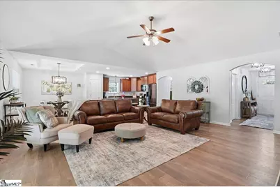 130 Saddlebrook Avenue, Pickens, SC 29671 - Photo 6