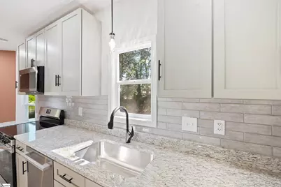 122 Sunset Drive, Gaffney, SC 29340 - Photo 8