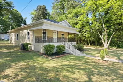 122 Sunset Drive, Gaffney, SC 29340 - Photo 2