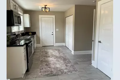 1600 W Parker Road, Greenville, SC 29617 - Photo 4
