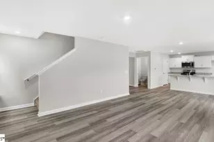 2126 Pierett Cir, Woodruff, SC 29388 - Photo 10