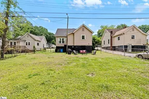 24 Hale St, Greenville, SC 29605 - Photo 10