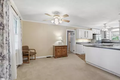 556 Club Drive, Greenville, SC 29611 - Photo 6