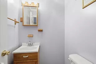 556 Club Dr, Greenville, SC 29611 - Photo 14