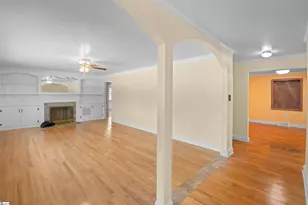 1005 Gordon St, Anderson, SC 29626 - Photo 10