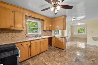 1005 Gordon Street, Anderson, SC 29626 - Photo 18