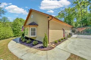163 Healy Ln, Marietta, SC 29661 - Photo 30