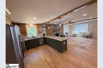 653 Enoree Road, Travelers Rest, SC 29690 - Photo 4