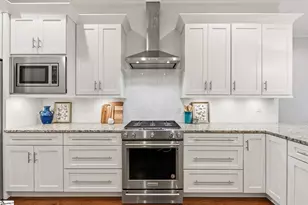 100 S Hudson St, Greenville, SC 29601 - Photo 8