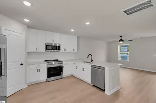 1295 N Hwy 101, Greer, SC 29651 - Photo 6