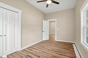 402 Elm St, Gaffney, SC 29340 - Photo 14