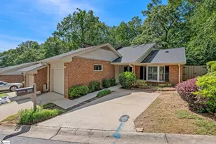 327 Mockingbird Hill Ln, Greenville, SC 29605 - Photo 1