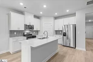 709 Parry Ct, Woodruff, SC 29388 - Photo 6