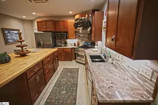 301 Cedar Creek Dr, Sunset, SC 29685 - Photo 14