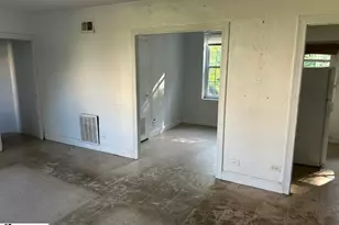 601 Cleveland St, Greenville, SC 29601 - Photo 10