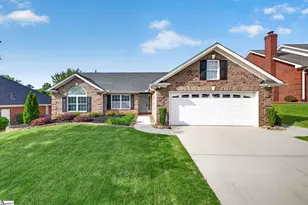 11 Cedarcrest Ct, Simpsonville, SC 29680 - Photo 1
