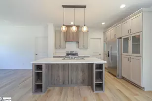1039 Scurry Church Rd, Chappells, SC 29037 - Photo 8