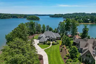 3021 Rock Point Dr, Seneca, SC 29672 - Photo 44