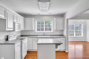 648 Ivybrooke Ave, Greenville, SC 29615 - Photo 8