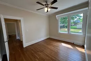 101 Ballenger Ave, Greer, SC 29650 - Photo 2