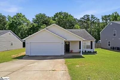300 London Drive, Laurens, SC 29360 - Photo 1