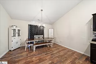300 London Dr, Laurens, SC 29360 - Photo 8
