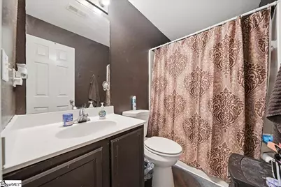 300 London Drive, Laurens, SC 29360 - Photo 14