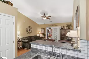 205 Garfield Ln, Simpsonville, SC 29681 - Photo 12