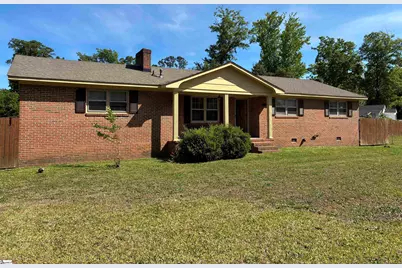 308 N Adair Street, Clinton, SC 29325 - Photo 1