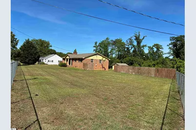 308 N Adair Street, Clinton, SC 29325 - Photo 14