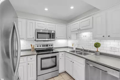 925 Cleveland Street Unit #55, Greenville, SC 29601 - Photo 6
