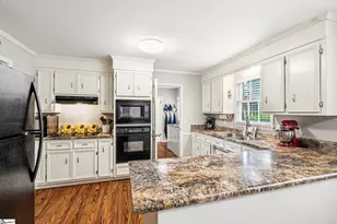308 Hunting Hill Cir, Greer, SC 29650 - Photo 12