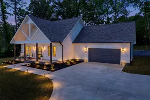 208 Pinehaven St, Laurens, SC 29360 - Photo 2