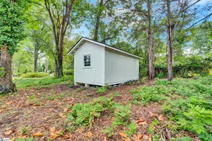 208 Pinehaven St, Laurens, SC 29360 - Photo 44