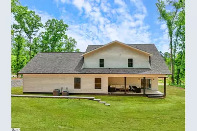 208 Pinehaven Street, Laurens, SC 29360 - Photo 40