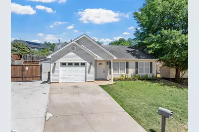 208 Ashley Danielle Drive, Duncan, SC 29334 - Photo 4