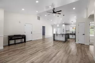 208 Ashley Danielle Dr, Duncan, SC 29334 - Photo 10
