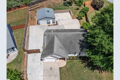 208 Ashley Danielle Drive, Duncan, SC 29334 - Photo 2