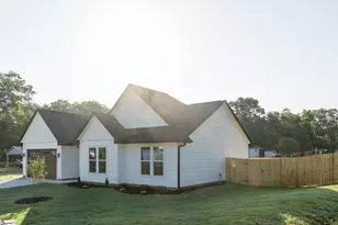 100 Cottage St, Wellford, SC 29385 - Photo 4