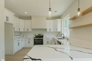 100 Cottage St, Wellford, SC 29385 - Photo 8