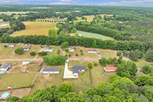 240 Harmony Hill Dr, Campobello, SC 29322 - Photo 30
