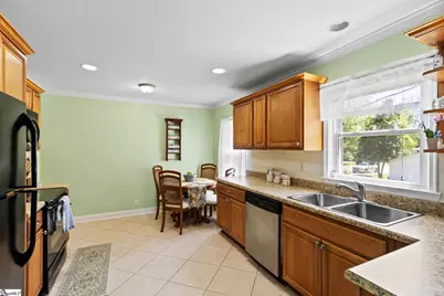 204 S Holland Street, Clinton, SC 29325 - Photo 16